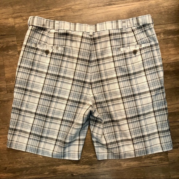 EUC Haggar Plaid Shorts w/ Expandable Waist 40x9.5 - Picture 3 of 6